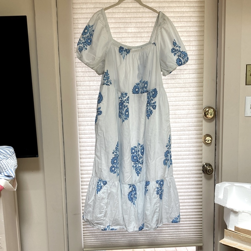 J.Crew puff-sleeve white dress 16 with blue floral